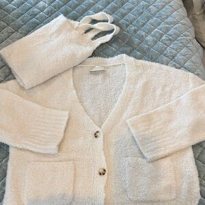 Abercrombie & Fitch Lounge Collection Cozy White Women's Sweater and tank set